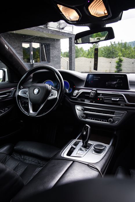 Bmw seria 7 fabricatie 2019