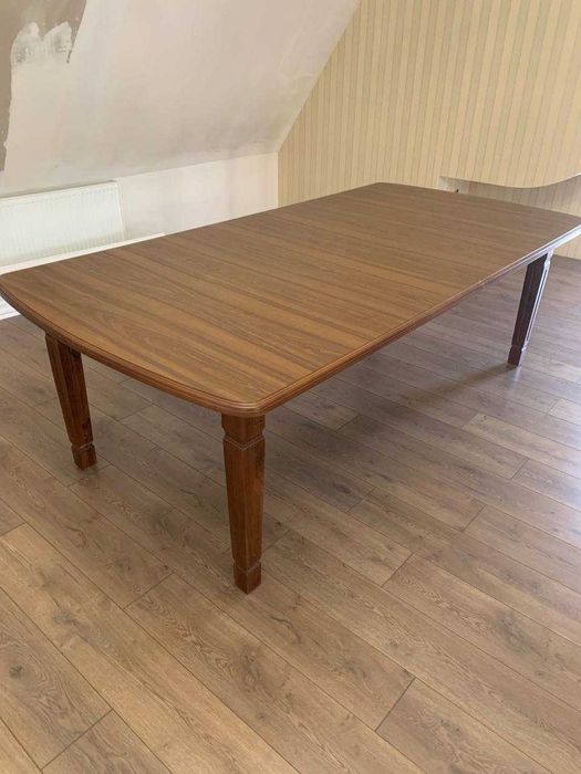 Стол мдф с натуральный шпон и масив каркас СРОЧНО