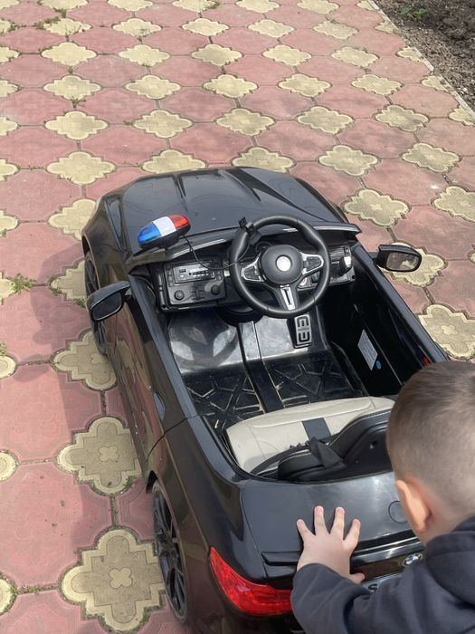 Masinuta electrica BMW M5