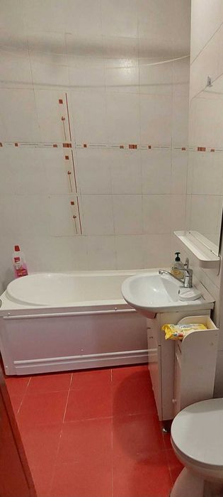 Apartament 1 cam Pacurari, Spatios, Luminos si Modern, Complet renovat - ideal pentru tânăr profesionist/ student. Rog seriozitate