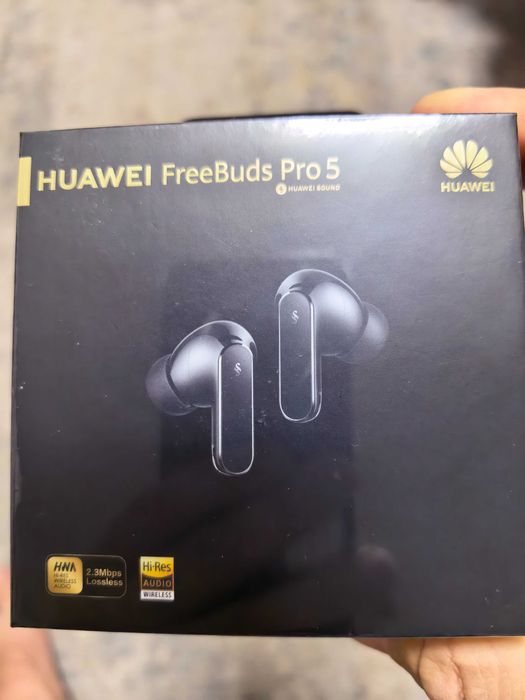Слушалки Huawei freebuds Pro 5