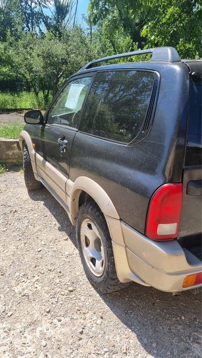 Suzuki Grand Vitara 1.6 Benzină – 2001 – 3999 € negociabil