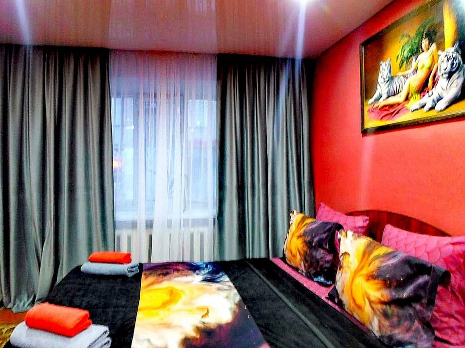 1ком кв теплая  wi fi smart tv центр М.Маметова, Жд вокзал