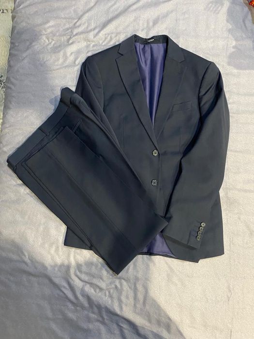 Костюмы в отличном состоянии