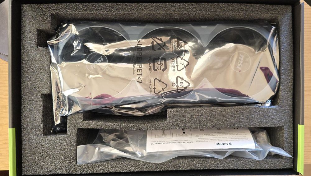 Видео карта MSI Ventus RTX 4090, 24GB GDDR6, NVIDIA GeForce