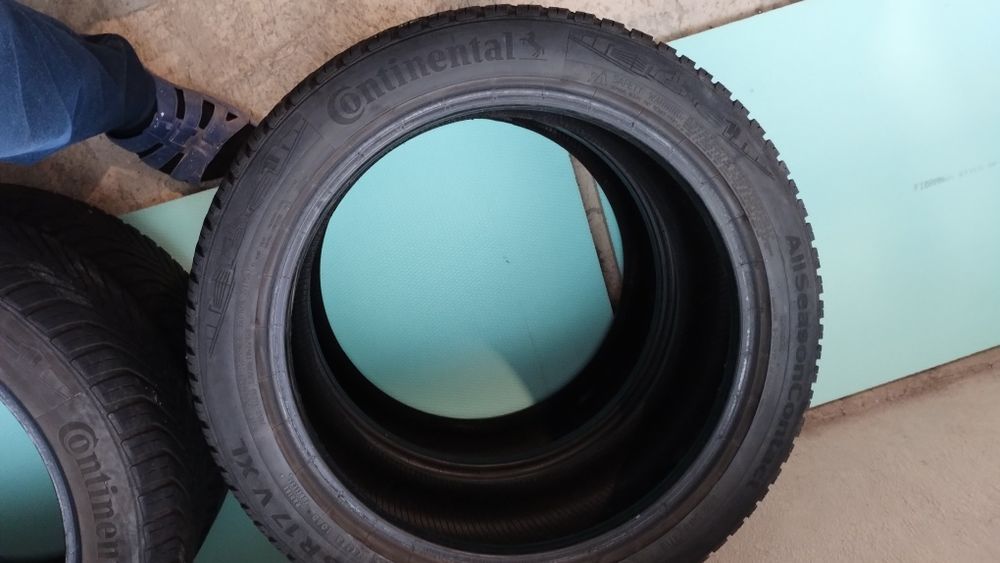 4бр.гуми225/45r17 continental al season contact Xl