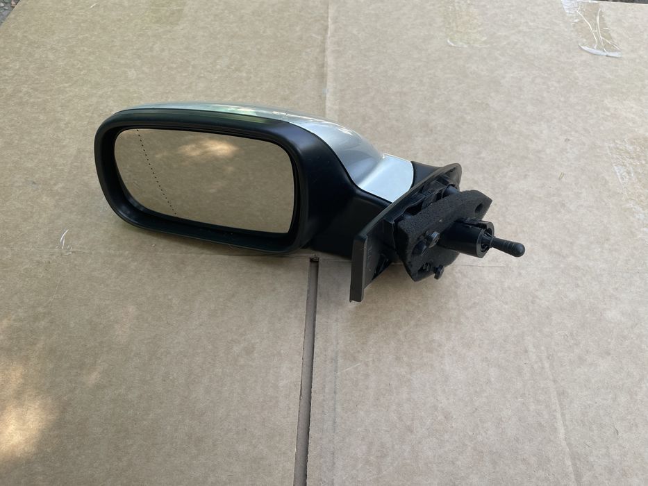 Зеркало Peugeot 307