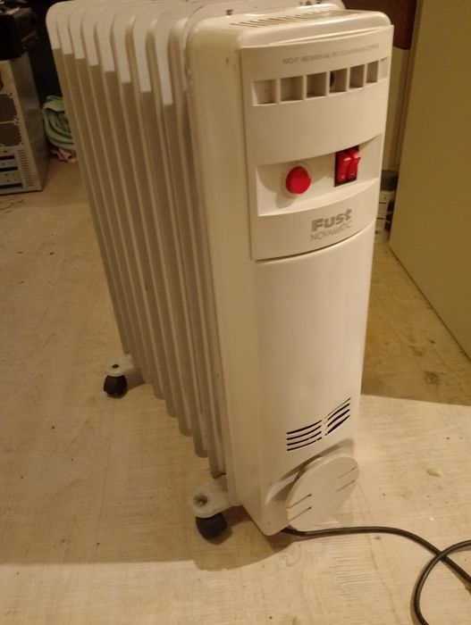 Calorifer termostat cu ulei Swiss made