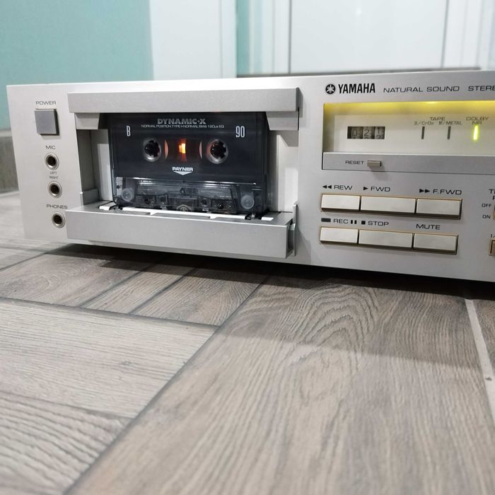 Yamaha K-560 ДЕК