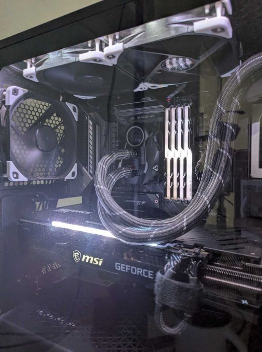 Видео карта MSI GeForce RTX 3070 GAMING Z TRIO 8GB GDDR6