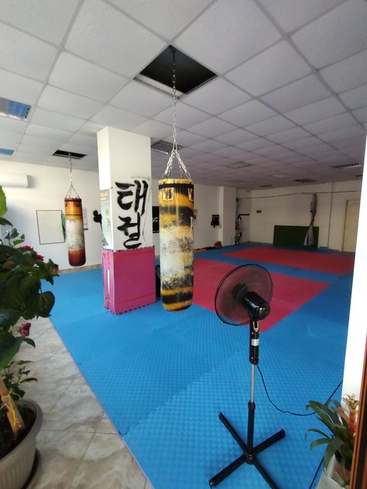 Зала под наем почасово за спорт