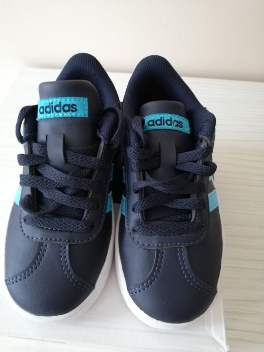 Маратонки Adidas детски, номер 29.