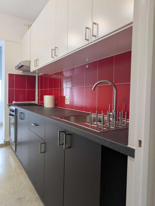 3 camere nemobilat proaspăt renovat bucătărie IKEA