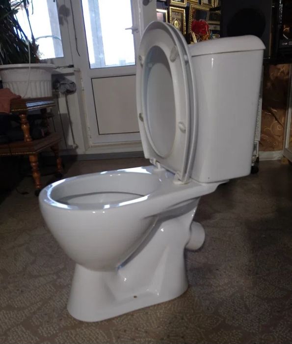 Продам унитаз бу