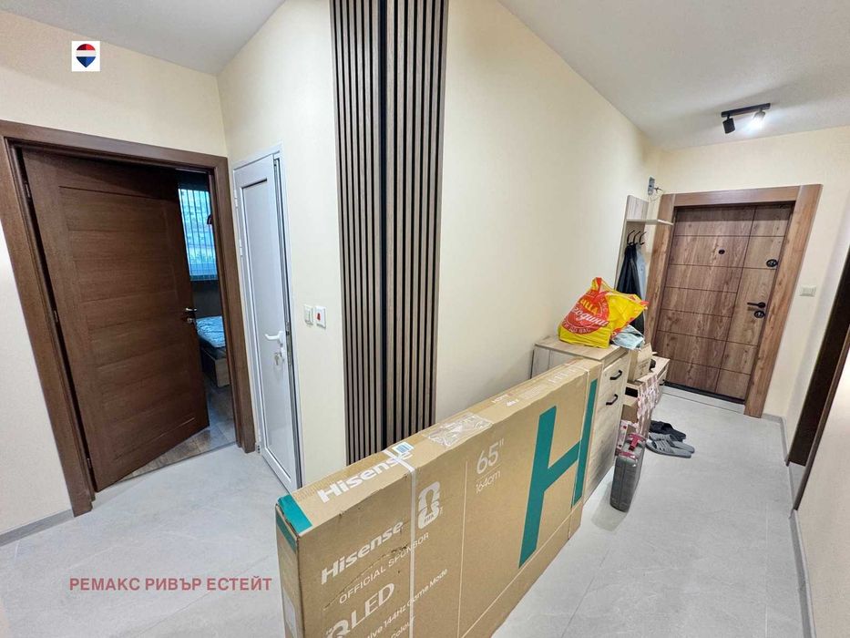 Дава се под наем Тристаен апартамент в Русе, Широк център - 110 кв.м за 790 € - Снимка #14
