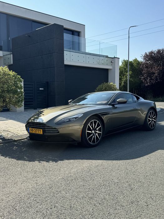 Aston martin DB11 V12 740CP variante