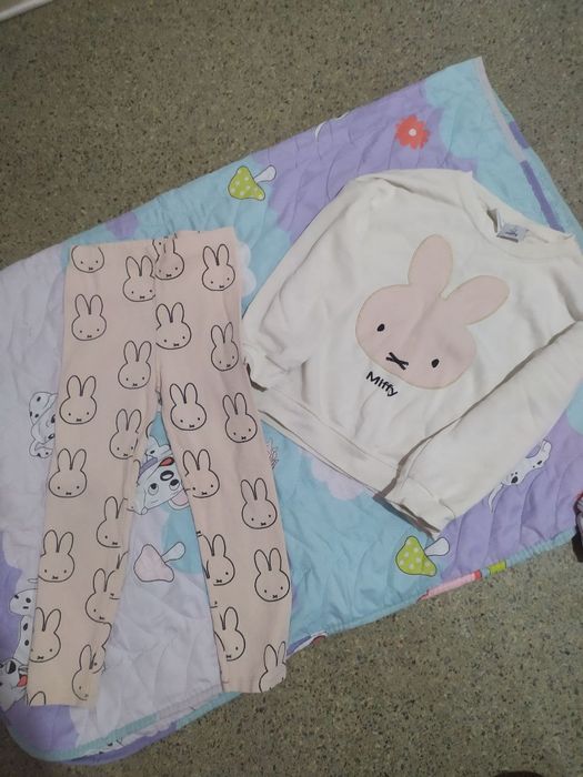 Продаются вещи на девочку