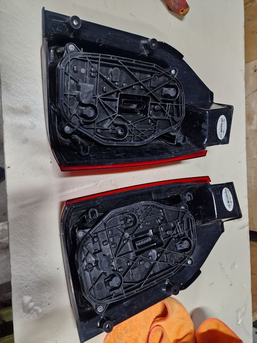 Lampa tripla stop spate cu usi vw t6 transporter caravelle multivan