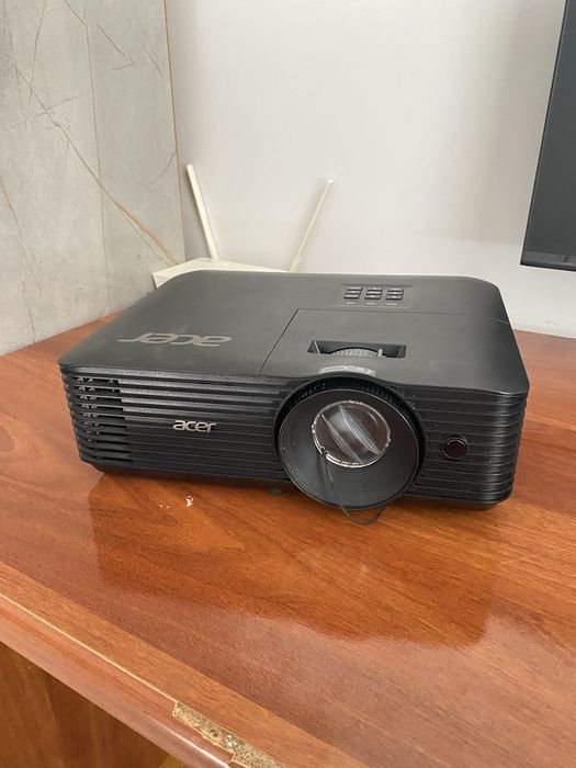 Acer X1128HK Proektor