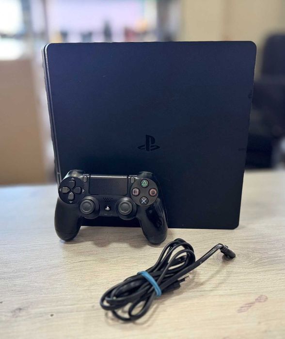 PlayStation 4 – 1TB  / НЕ приема дискове