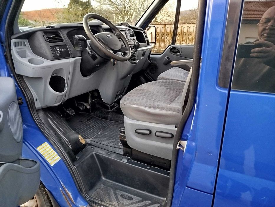 Vand Ford Transit 2.2 TDCi – 7 locuri – Euro 5 – utilitară + persoane