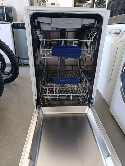 Съдомиялна за вграждане Siemens 45см