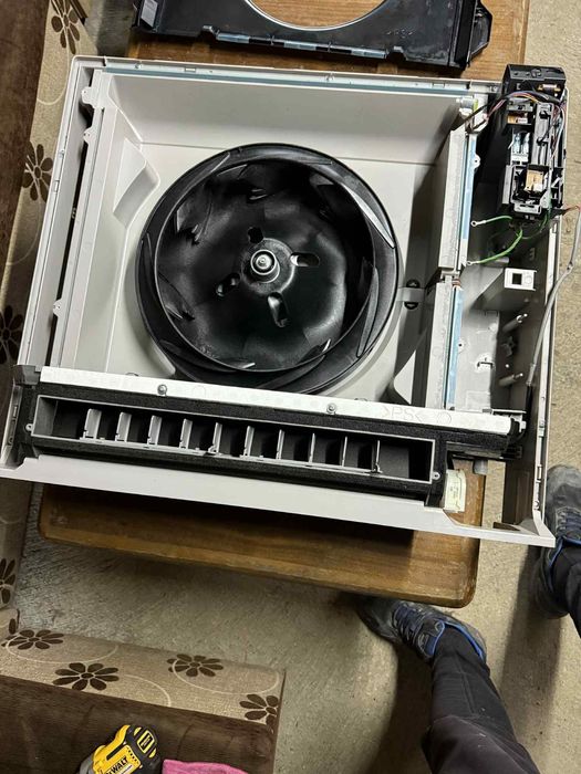 Инверторен климатик Дайкин 9000 BTU