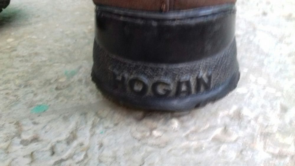 Ghete din piele naturala Hogan