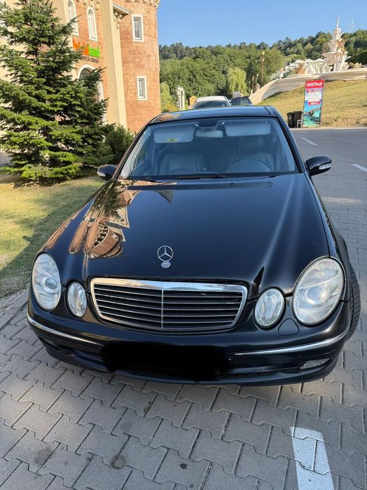 Mercedes-Benz E