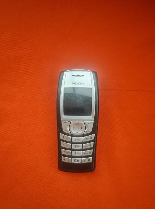 Nokia 6610i ( decodat)