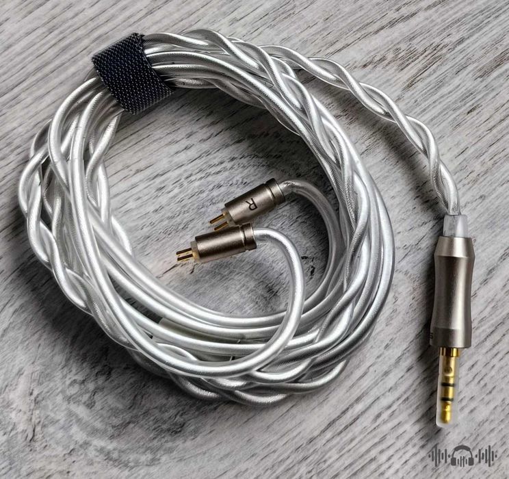 Нови- неотваряни SIVGA Que Слушалки тип iem