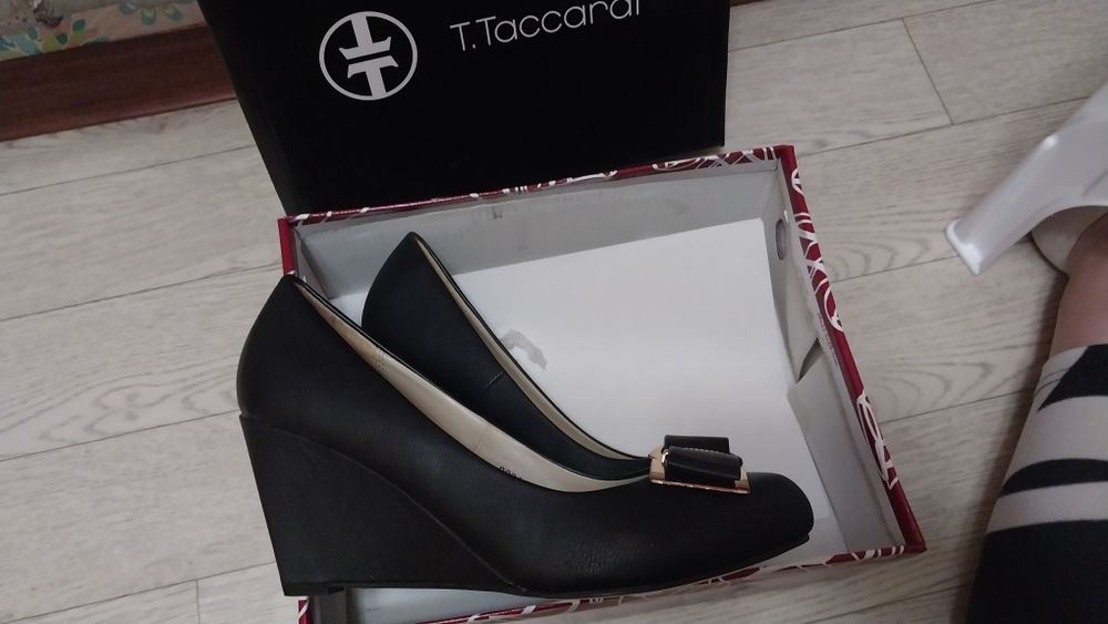 Новые туфли с каблучком
