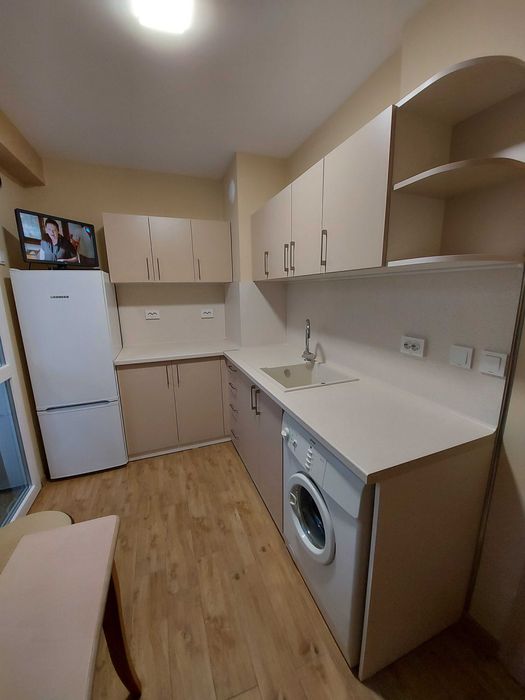 Продавам апартамент 58 кв.м. Троян