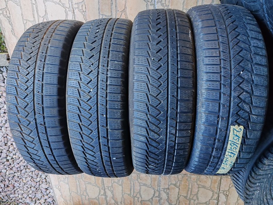 Vând cauciucuri 215/65/17 M+S //Continental//
