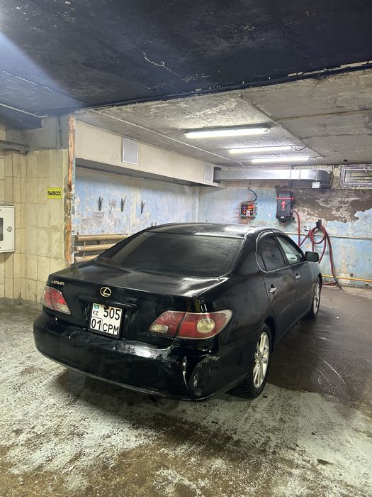 Продам лексус ес 330