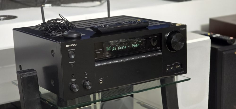 Receiver 7.2 Onkyo TX-NR686 Dolby Atmos Wifi Bluetooth 4k Tidal Phono