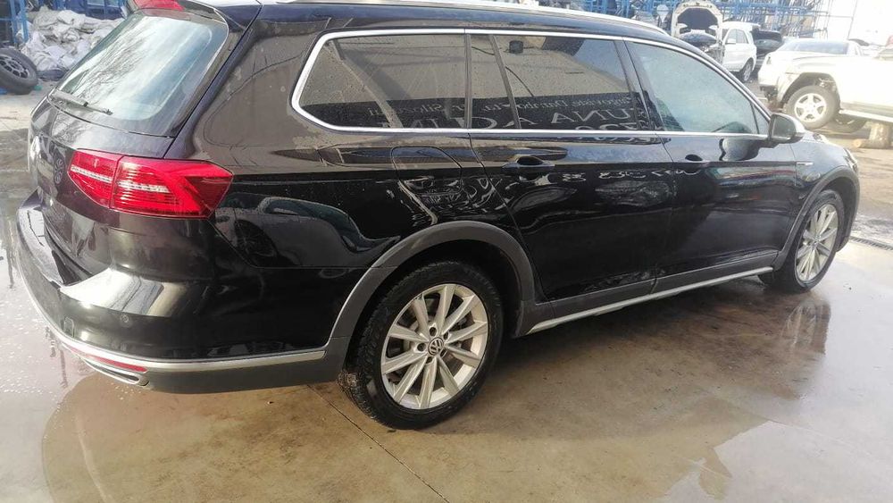Dezmebrez Passat B8/2.0d/bara/far/oglinda/aripa/capota/usa/motor/geam/
