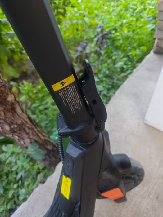 Электросамокат оригинал,350w，9.8am