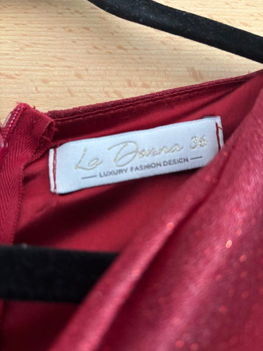 Rochie eveniment , stil printesa