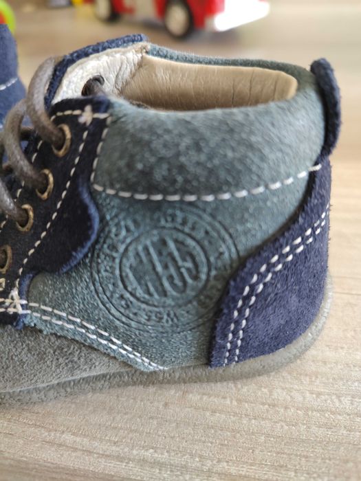 Намалени от 69 лв Бебешки обувки естествена кожа 17 номер