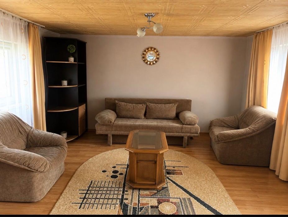 Casa la tara Tebea Hunedoara