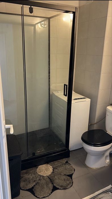 Inchiriez apartament 3 camere