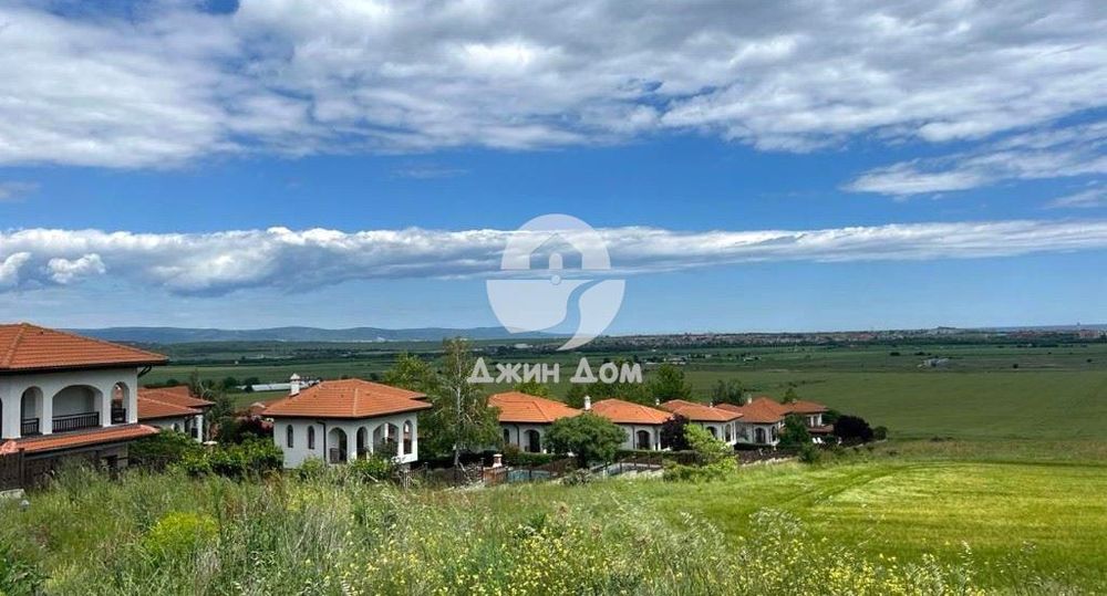 Двустаен апартамент с ГЛЕДКА МОРЕ и ПЛАНИНА в к-с „Винеярдс Панорама“