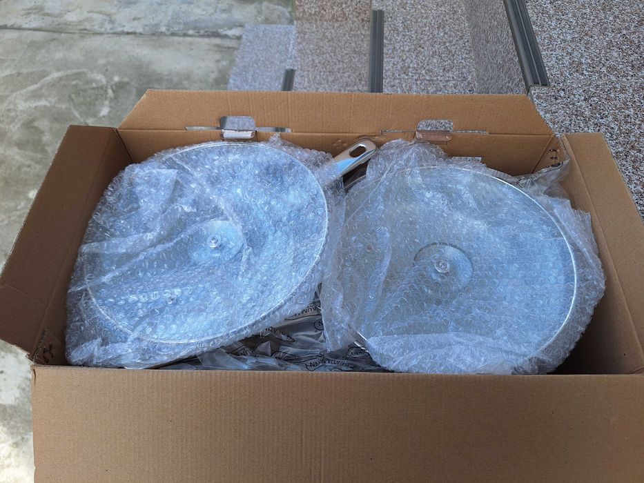 Vand set de vase INOX, Blaumann, 10 piese, sunt NOI NEFOLOSITE