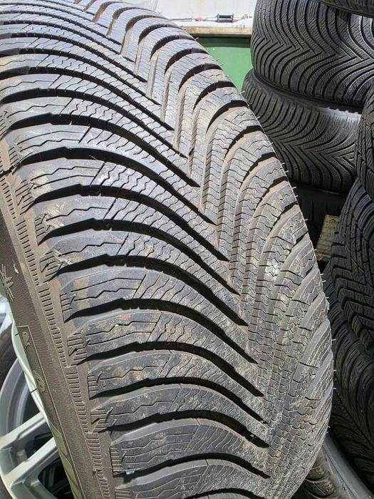 4 бр зимни 215/60/17 Michelin alpine 5