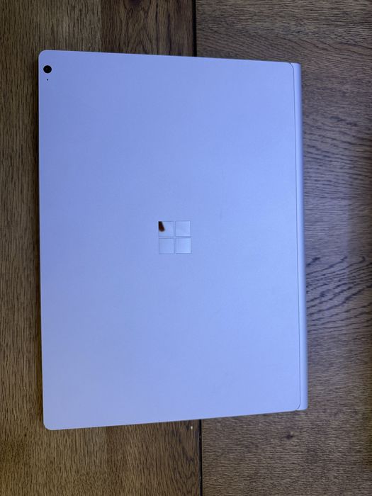 Microsoft Surface Book 3 – i7 / 16GB RAM / 256GB SSD / GTX 1660 Ti