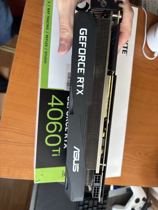 Placa video Asus RTX 2080 8GB in stare perfecta de functionare, mentenanta facuta