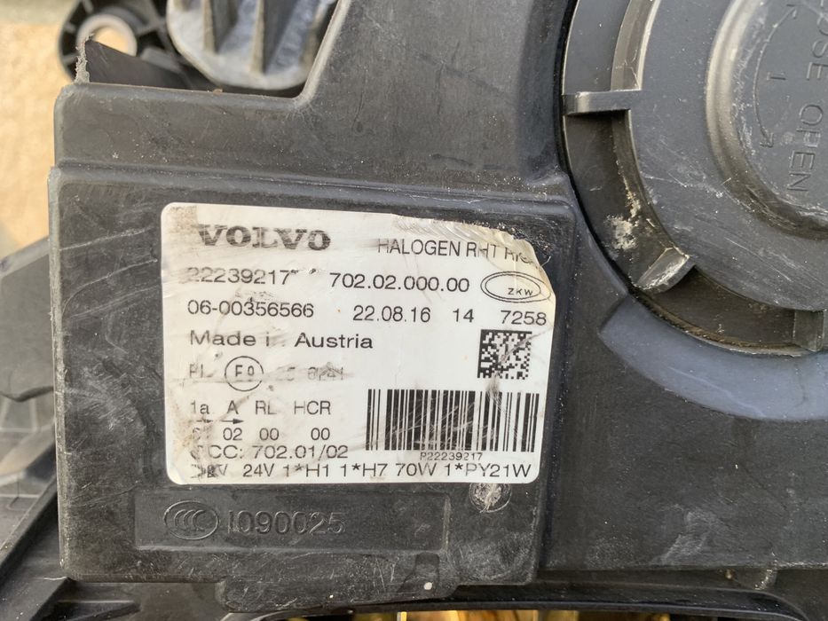 Фар за Volvo FH/Волво ФХ