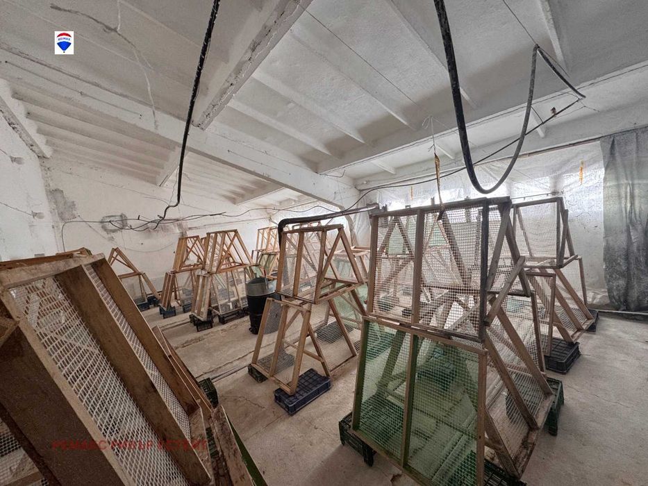 Продава се Промишлена сграда в Сливо поле - 1520 кв.м за 309 €/кв.м - Снимка #4