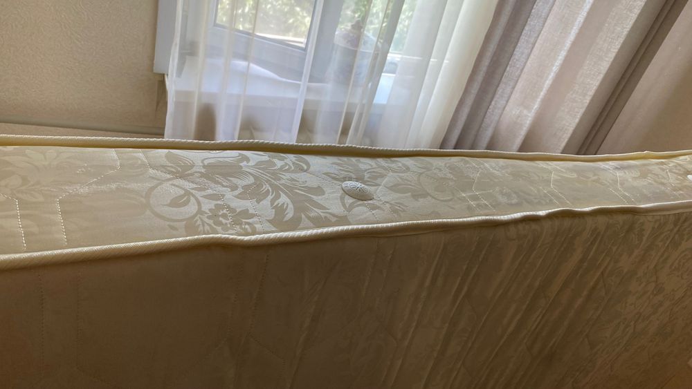 Отдадим бесплатно матрас